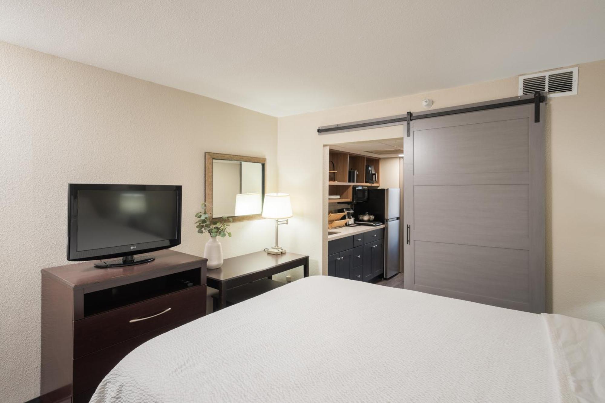 South Country Suites Меса Экстерьер фото